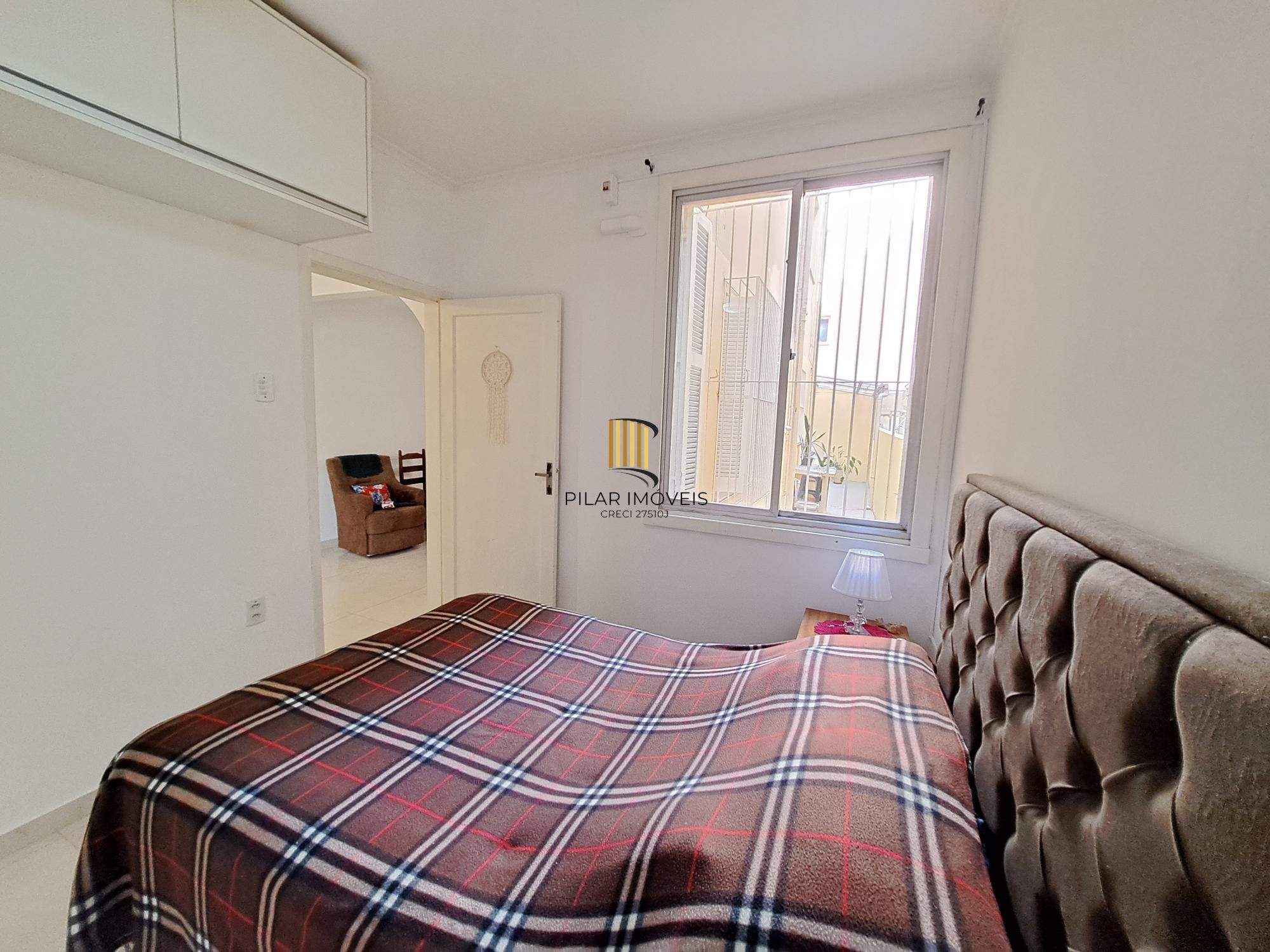 Apartamento térreo na Rua Santana