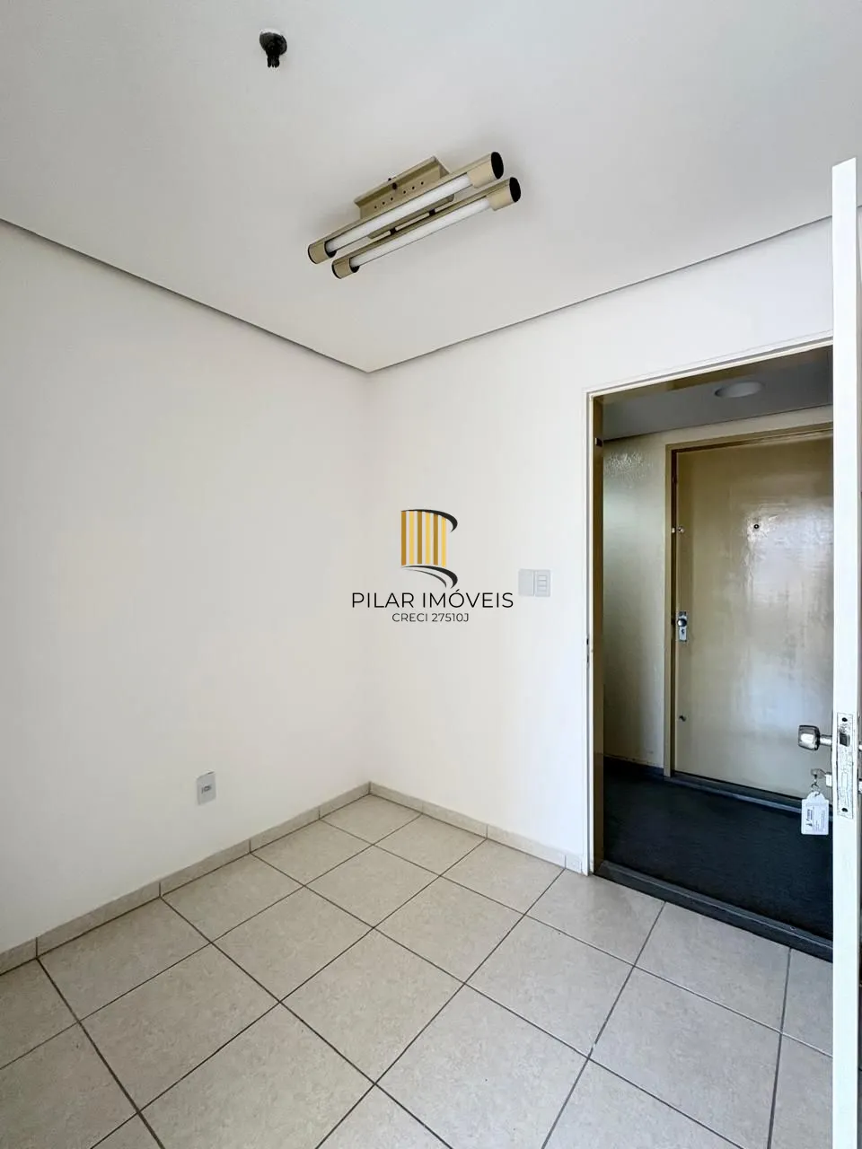 Sala comercial desocupada