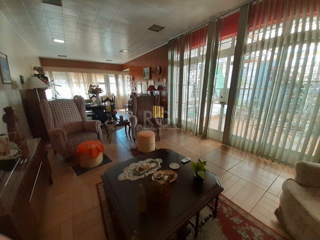 Casa para Venda - 290m², 3 dormitórios, sendo 1 suites, 3 vagas - Menino Deus - Pilar Imóveis