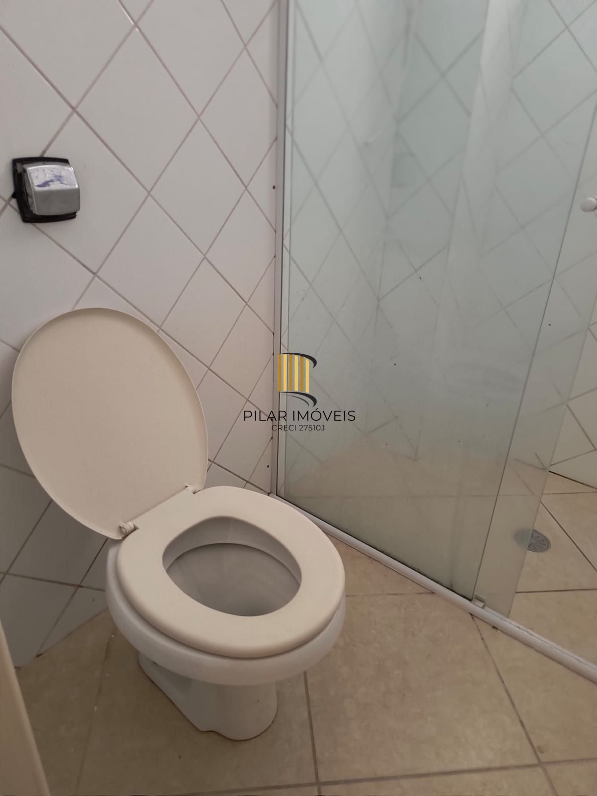 APARTAMENTO 2 D -MENINO DEUS
