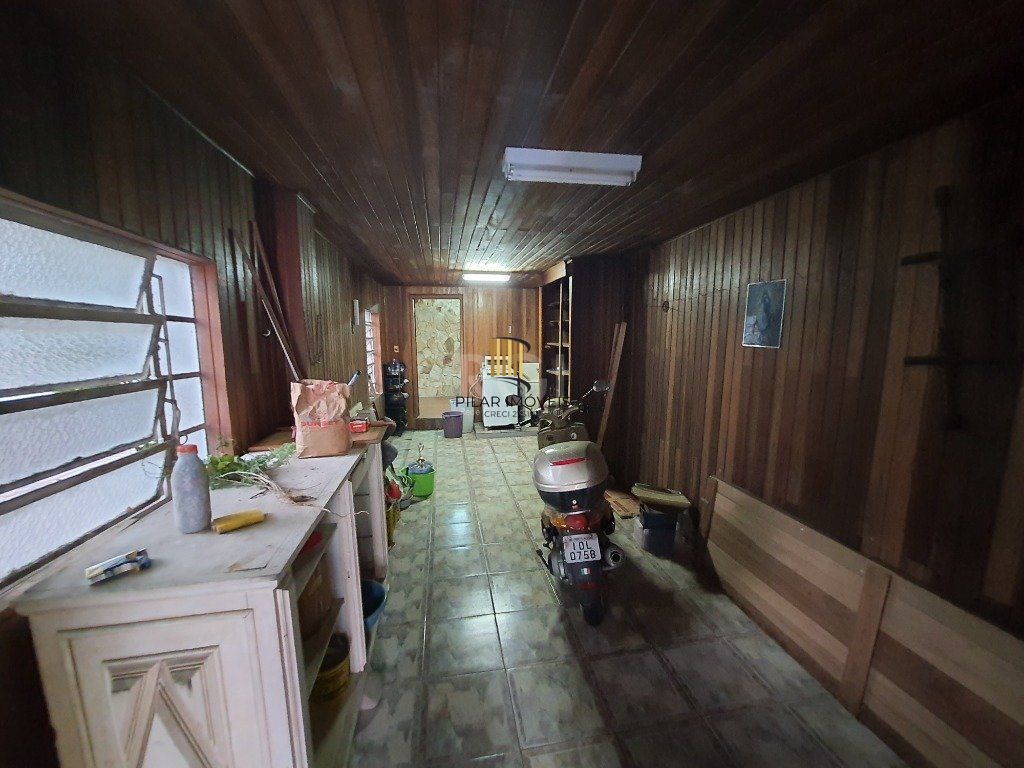Casa para Venda - 300m², 3 dormitórios, sendo 3 suites, 5 vagas - Santana