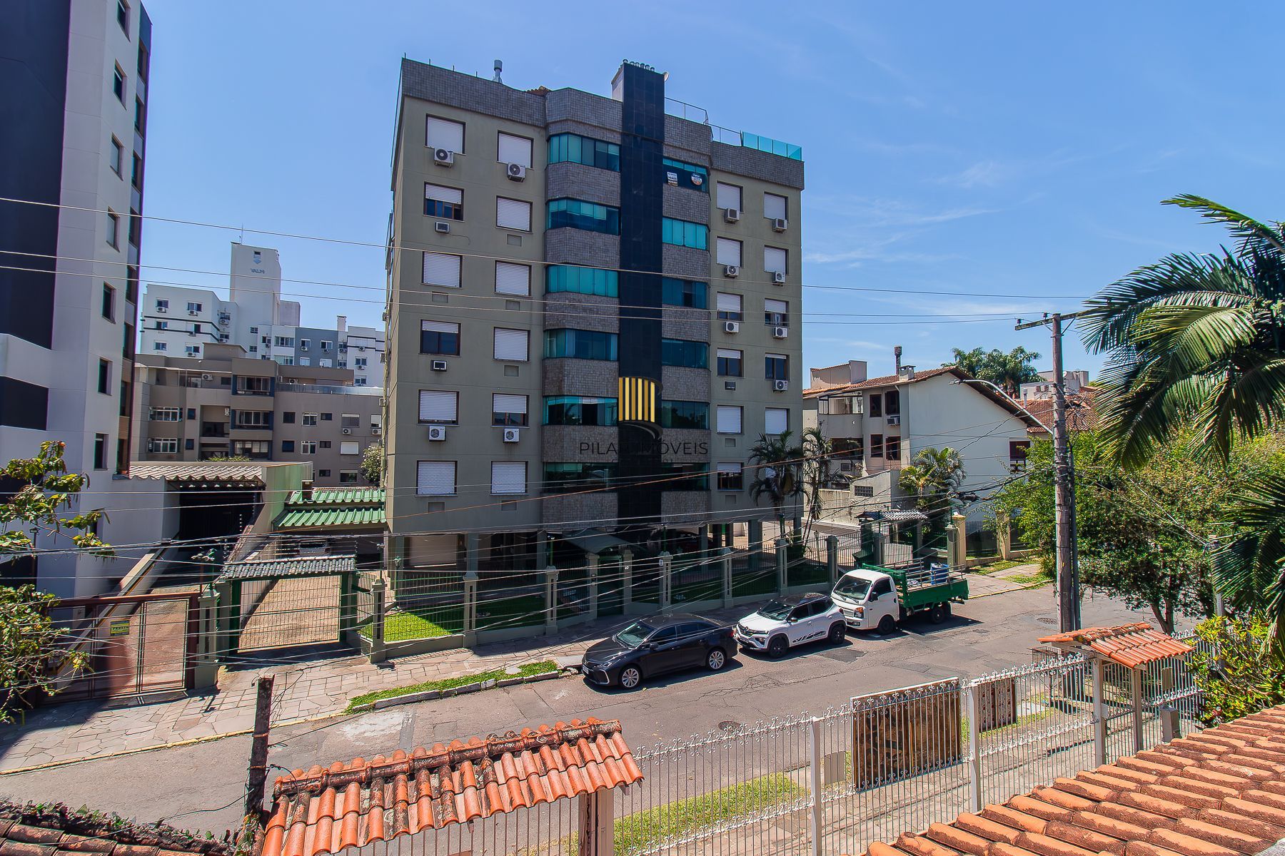 Casa com 5 dormitórios e muito mais