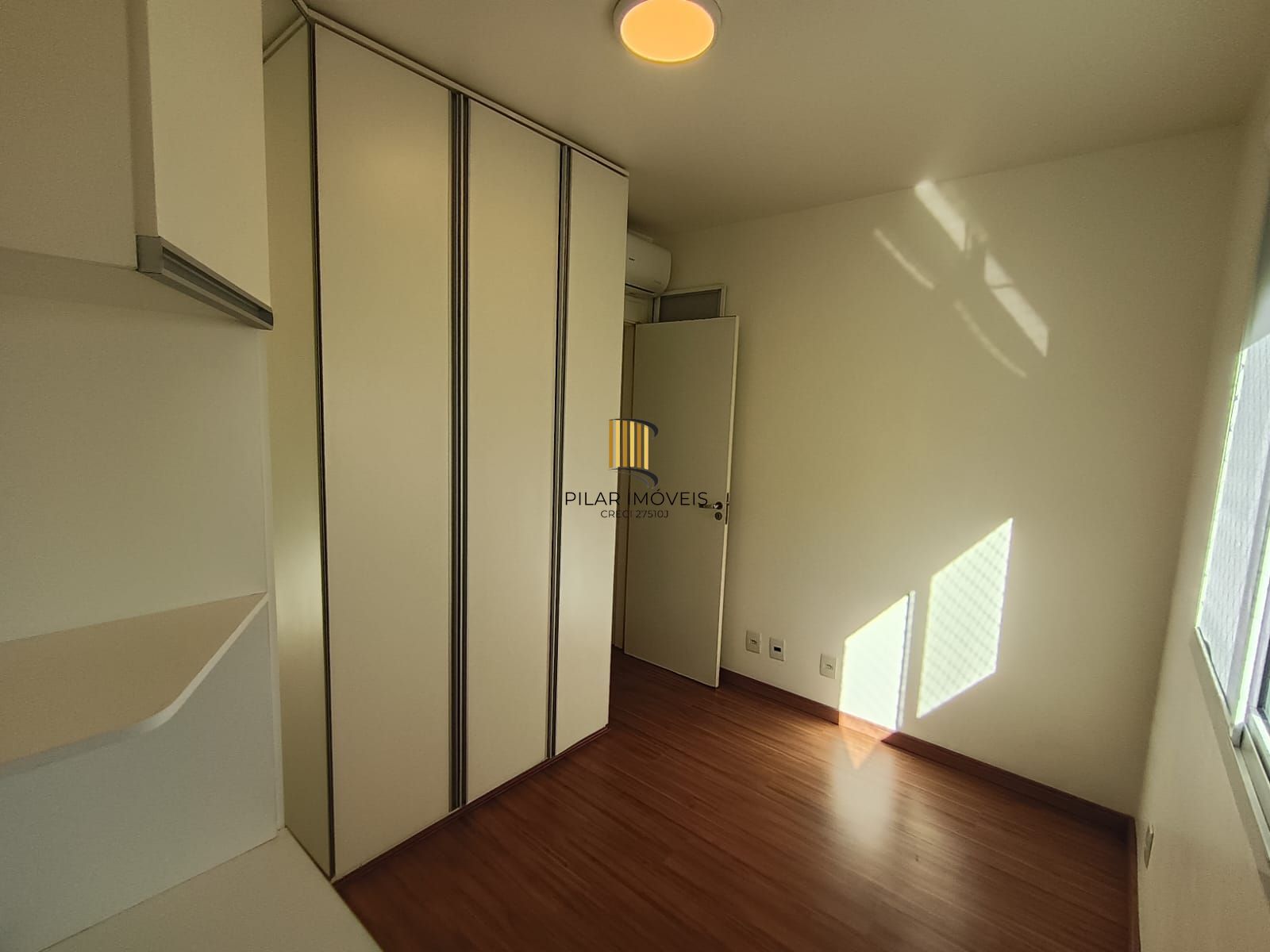 Apartamento 2 dormitórios 1 suíte e 1 vaga