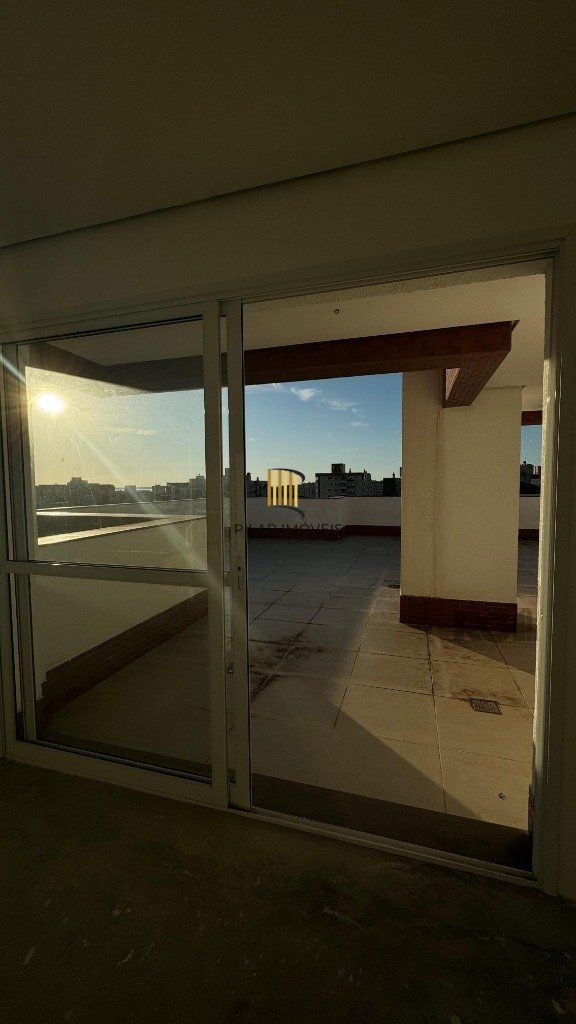 APARTAMENTO COBERTURA - 2 DORMS - 2 VAGAS - 166,21 m² - TRISTEZA