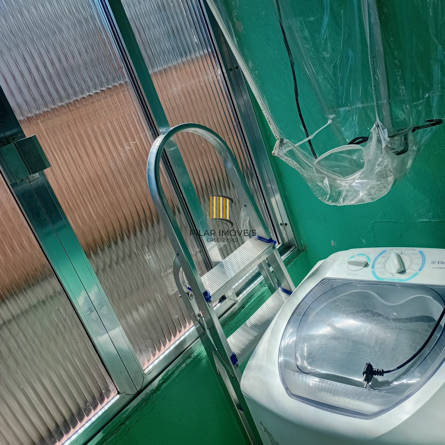 Apartamento 1 dormitório mobiliado .