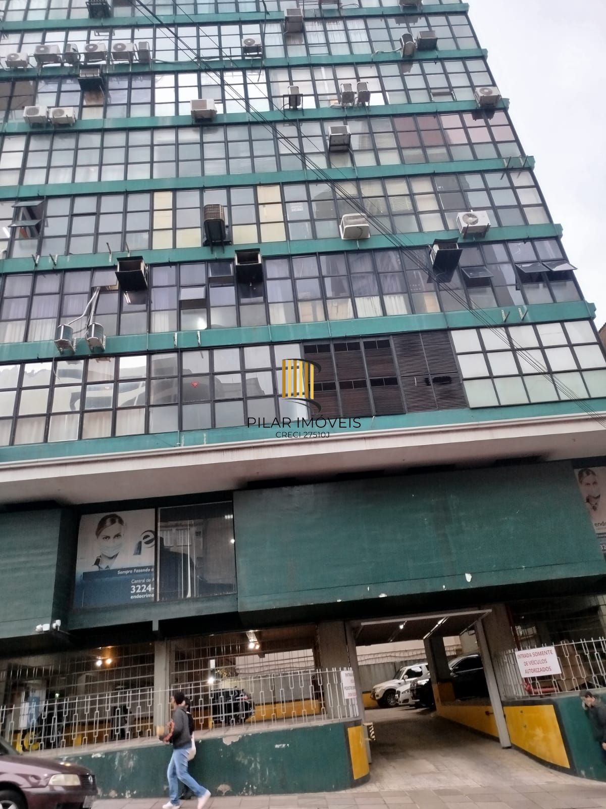 Sala Comercial 1 dormitório no bairro Centro Histórico