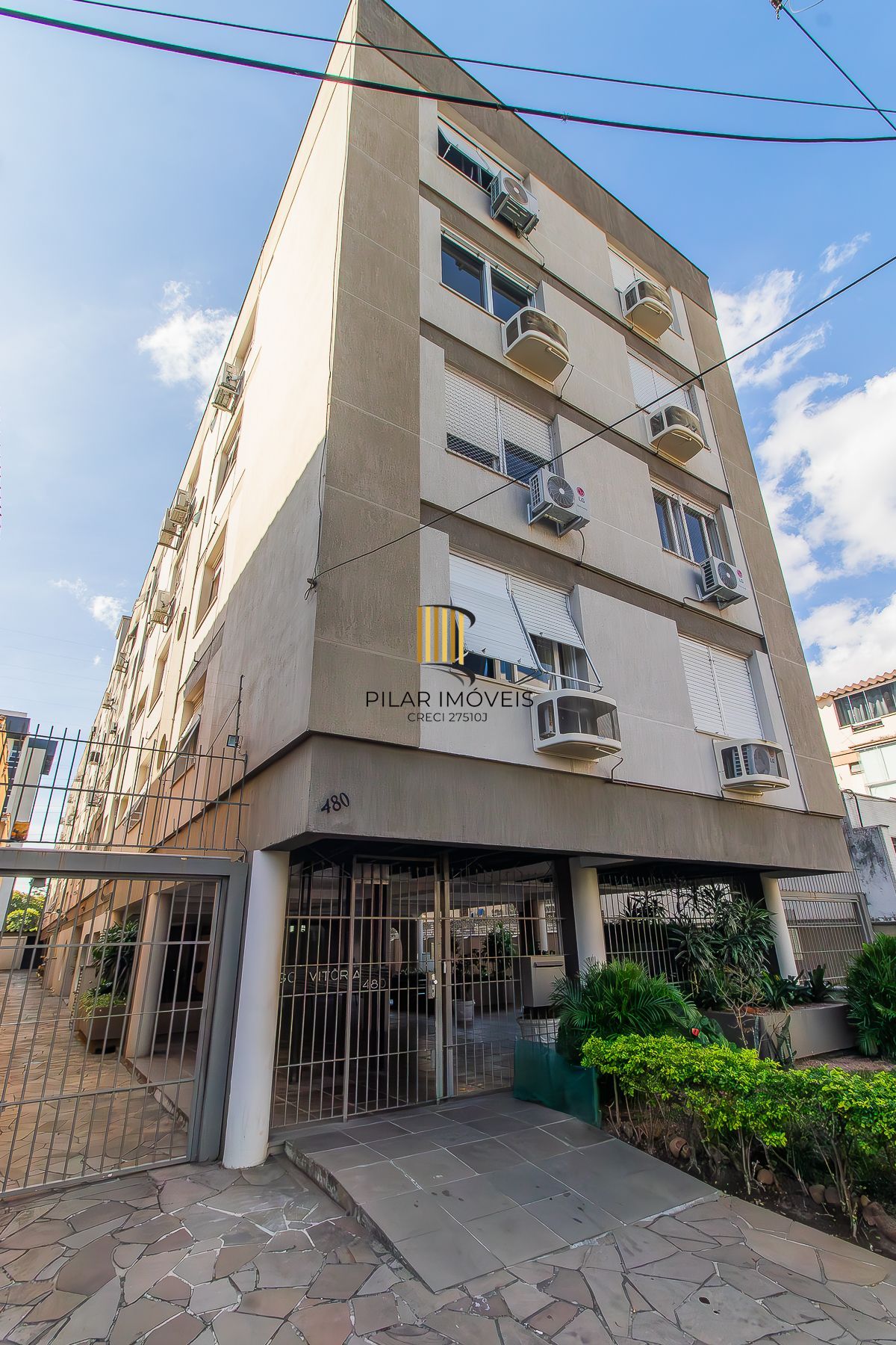 Apartamento 2 dormitórios no bairro Menino Deus - Pilar Imóveis