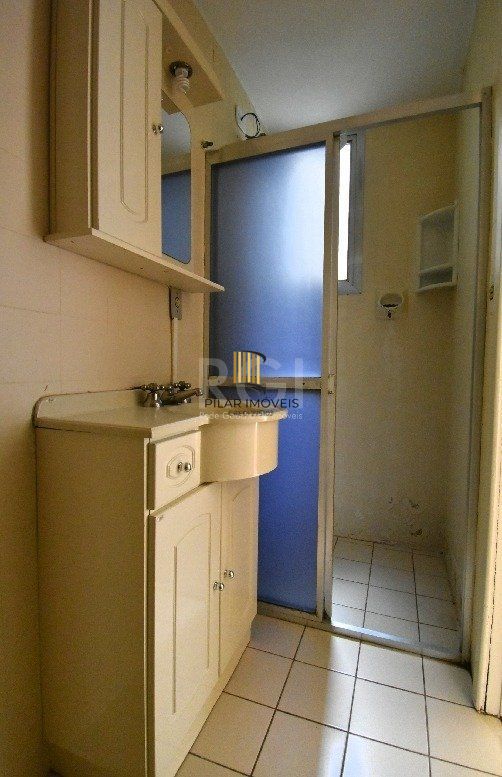 Apartamento para Venda - 69.45m², 2 dormitórios, 1 vaga - Menino Deus