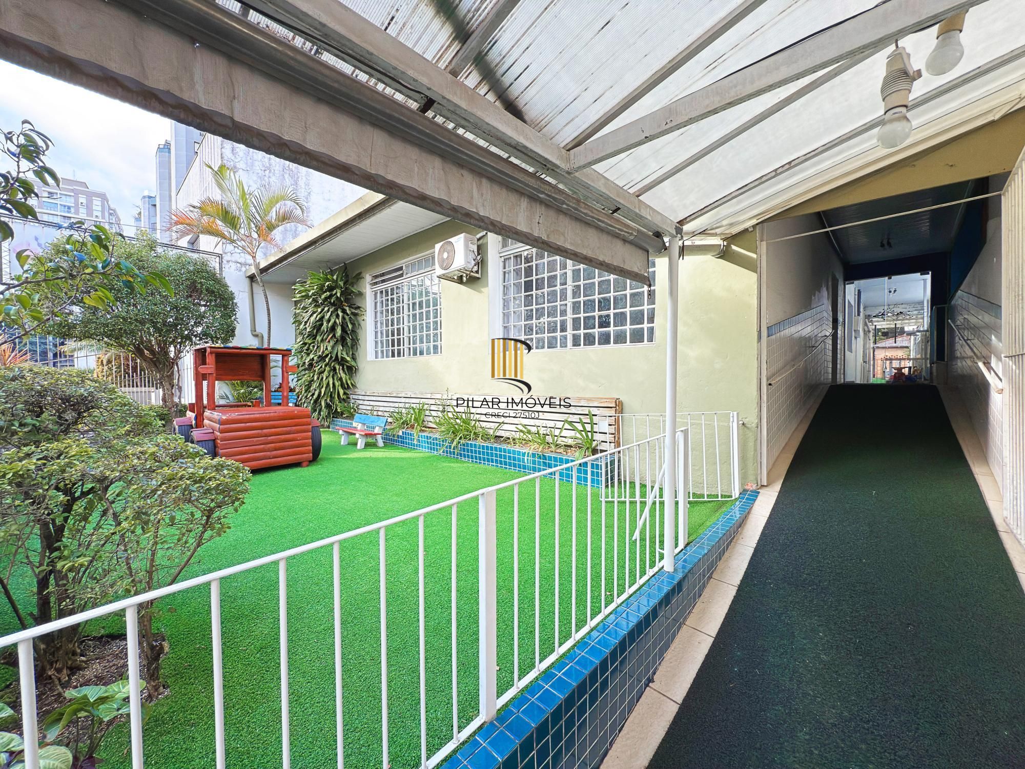 Excelente casa residencial/Comercial para vender no bairro cristo Redentor