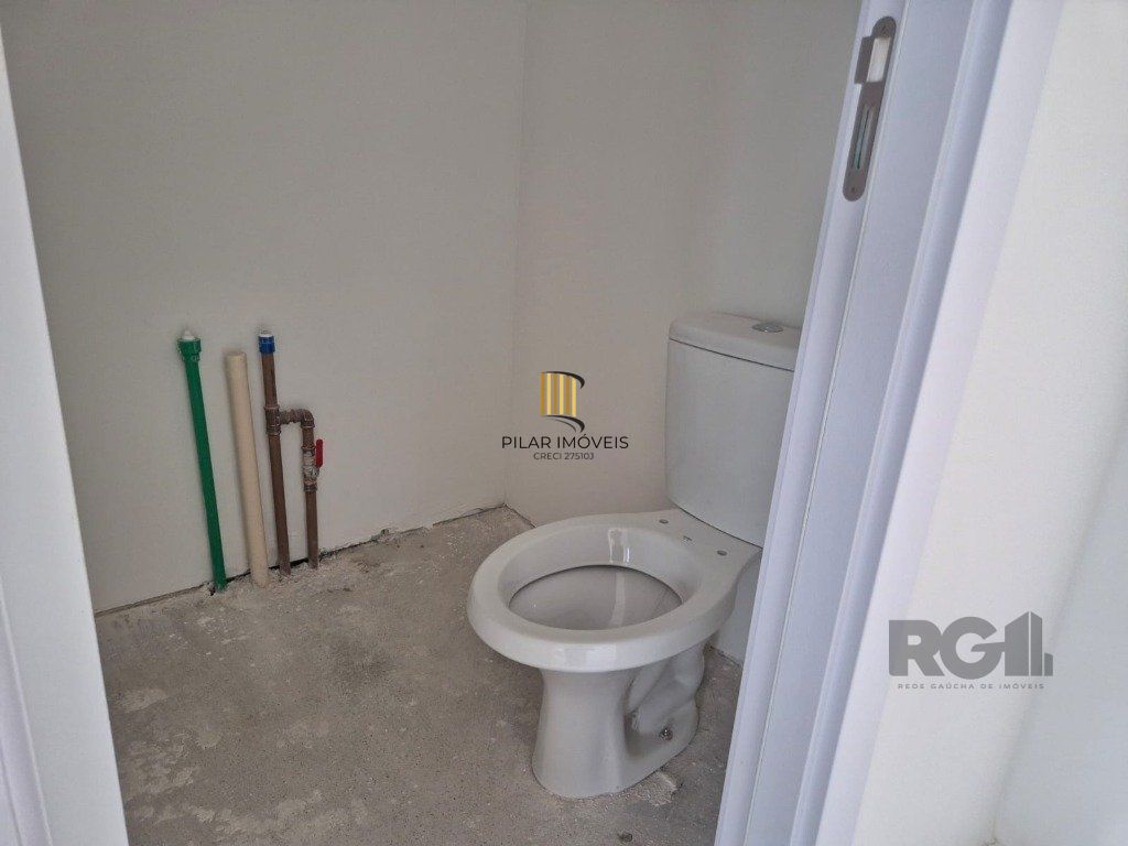 Novo, 1 suíte e infra.