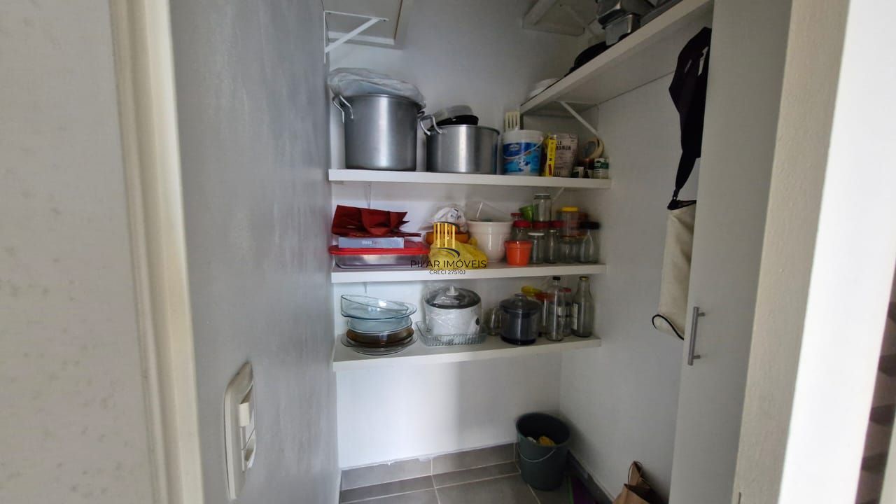 Casa em Condomínio Fechado com 163 m² de área útil, portaria 24 h e todo conforto de morar na hípica
