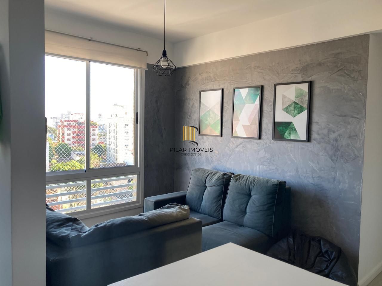 ÓTIMO IMÓVEL, 50 MTS quadrados, 2 DORMITÓRIOS COM VAGA E ELEVADOR