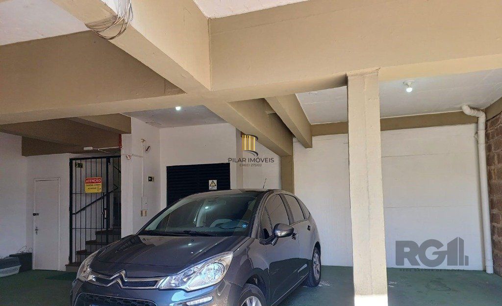 2D em 85m² com lareira e churrasqueira