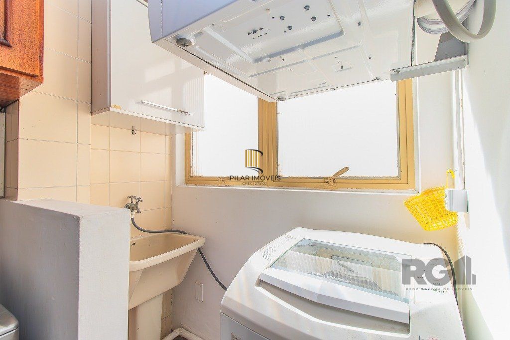 APARTAMENTO 1 DORMITÓRIO SEMI-MOBILIADO COM 34,94m² privativo - CIDADE BAIXA