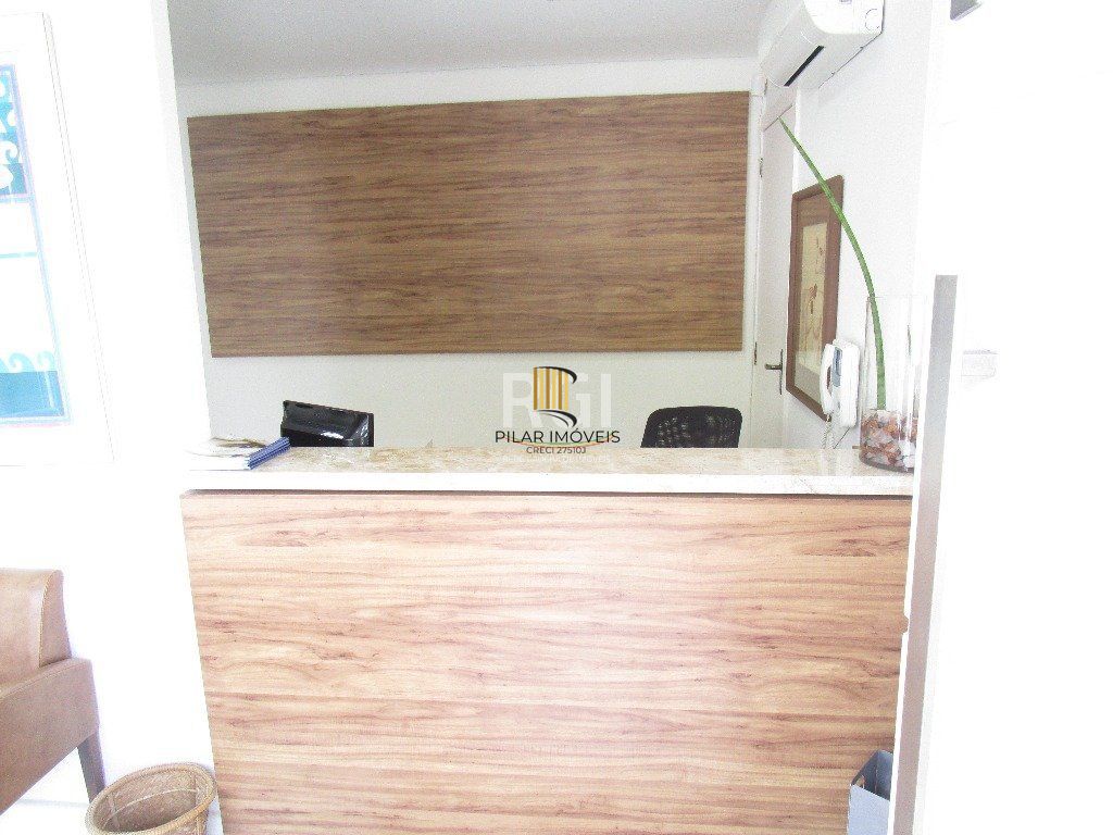 Casa para Venda - 227m², 4 dormitórios, 1 vaga - Menino Deus
