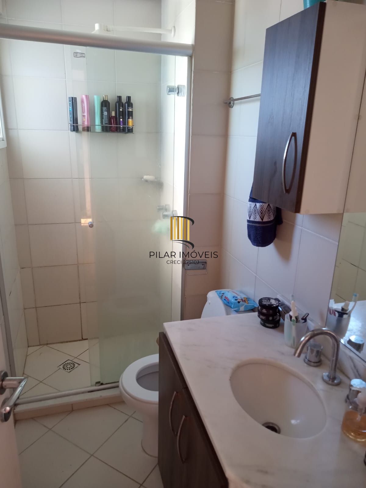 Apartamento 3 dormitórios ( 1 suíte) uma vaga estacionamento escriturada Bairro Cavalhada