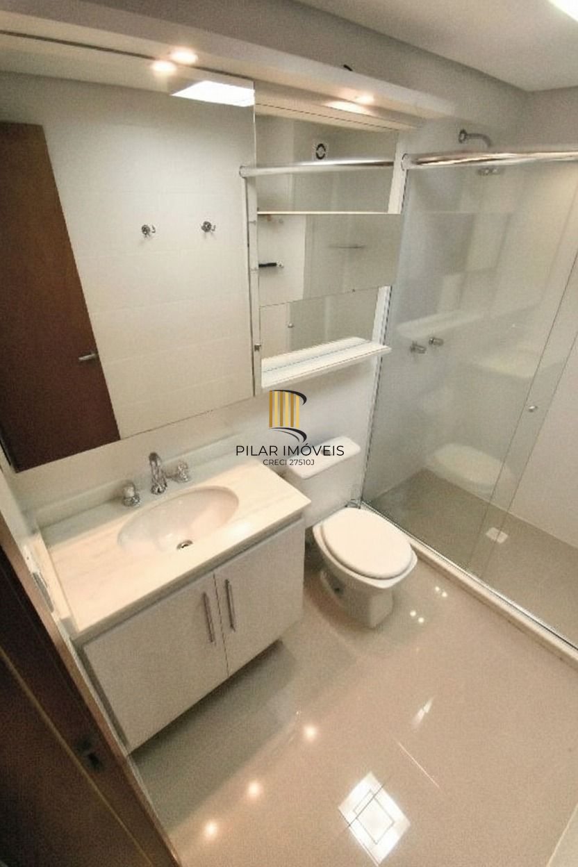 APARTAMENTO 2 DORMITÓRIOS COM 1 VAGA E SACADA COM CHURRASQUEIRA