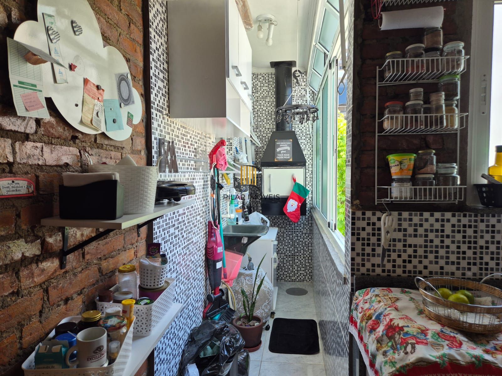 1 Suíte com churrasqueira, semimobiliado