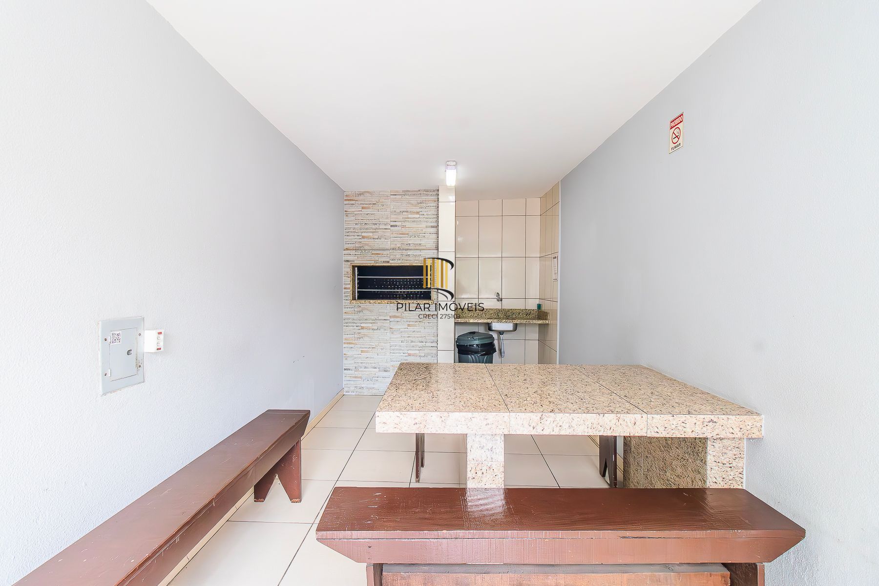 Apartamento dois dormitórios 68,00m² no bairro Glória