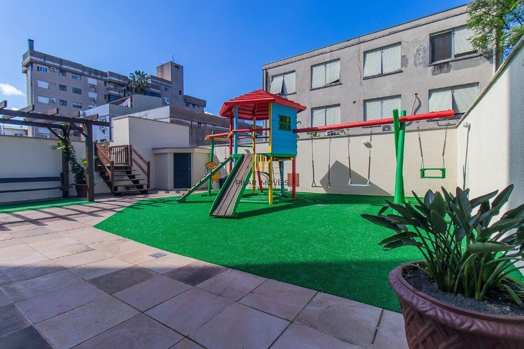 Apartamento 2 dormitórios no bairro Menino Deus