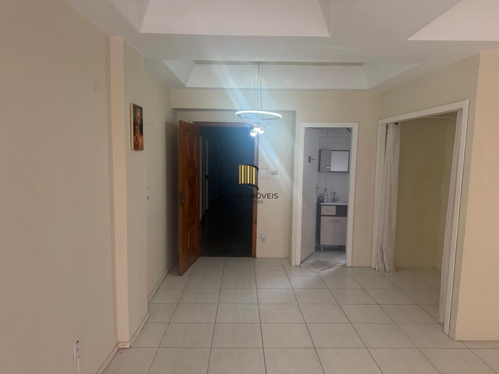 Excelente oportunidade sala comercial rua DR. flores , 0 dormitório