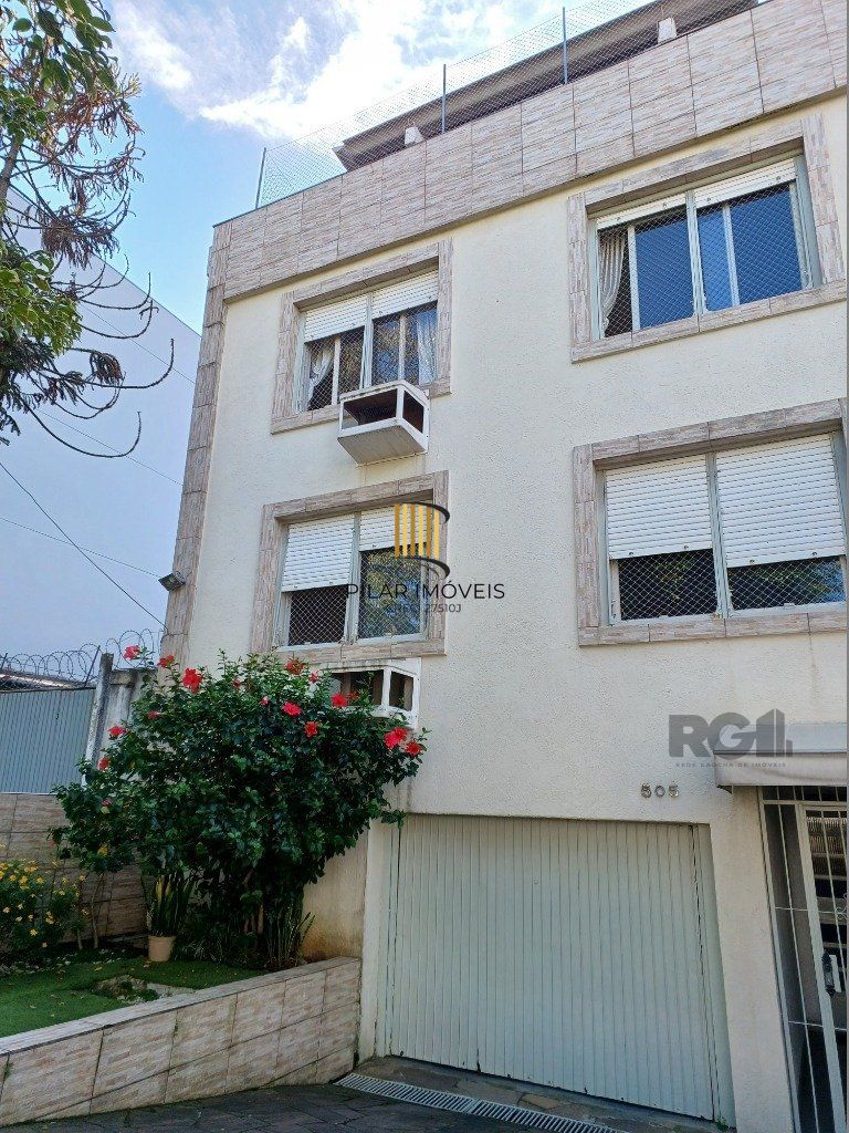 Cobertura com 2 dormitórios e 117m² privativos