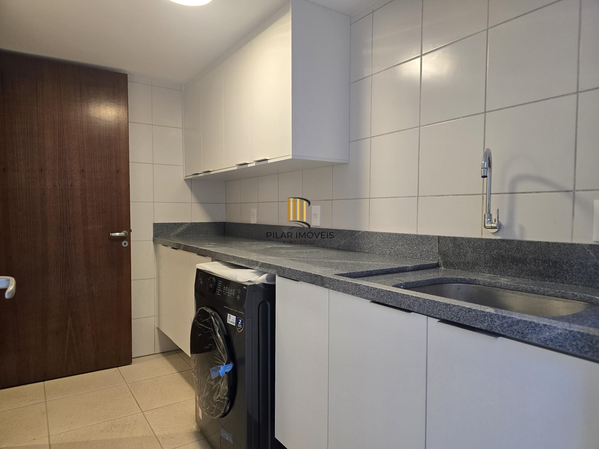 Casa em Condomínio 4 dorms à venda Avenida Taquary, Cristal - Porto Alegre