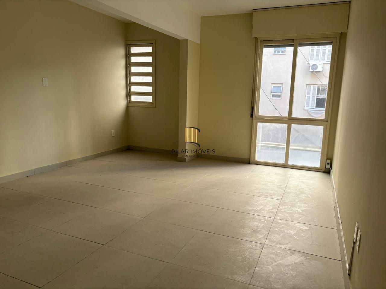 Sala comercial 26,73 no centro de Porto alegre - Pilar Imóveis