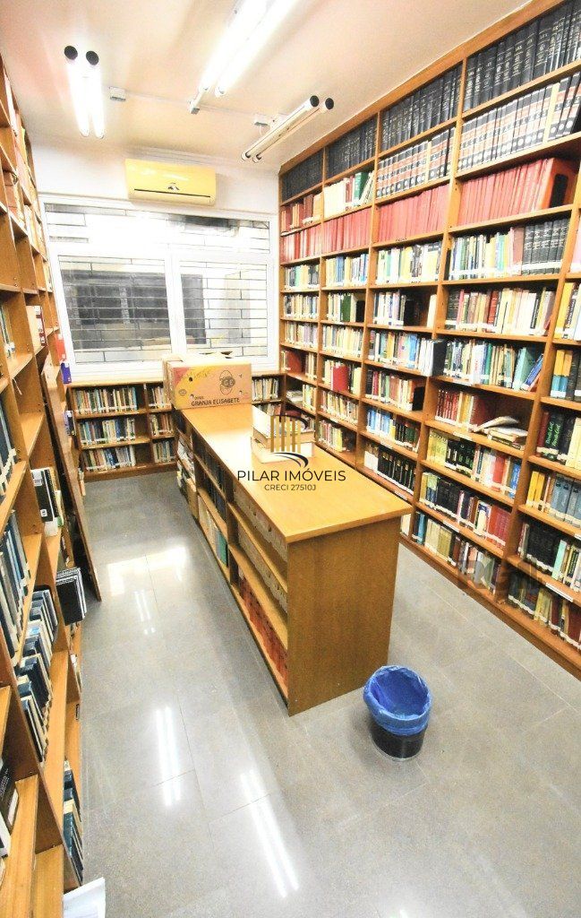 PRÉDIO - 319,00 m² - MENINO DEUS