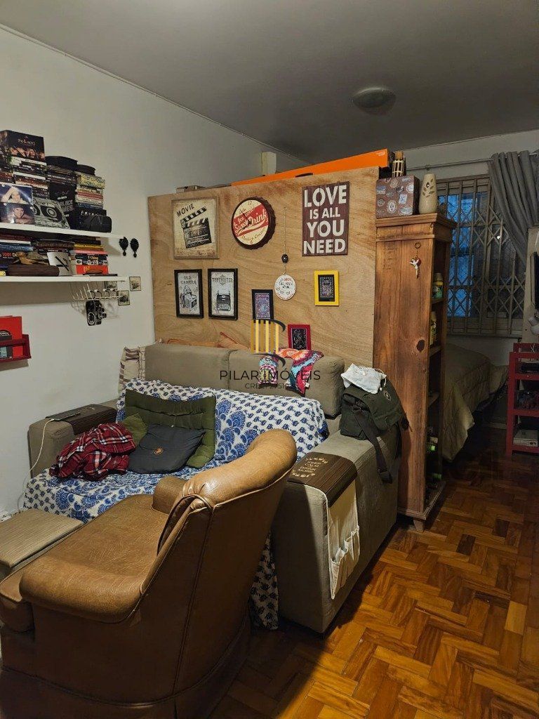 APARTAMENTO  JK -  1 dormitório -  35,22 m² - MENINO DEUS