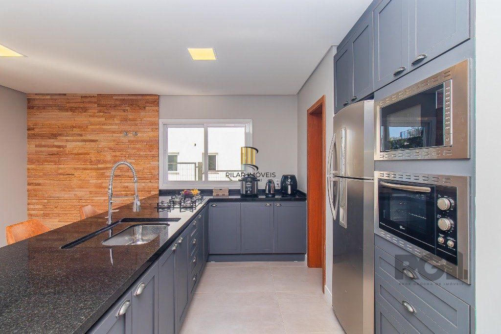 Casa Condominio para Venda - 170m², 3 dormitórios, sendo 1 suites, 1 vaga - São Lucas