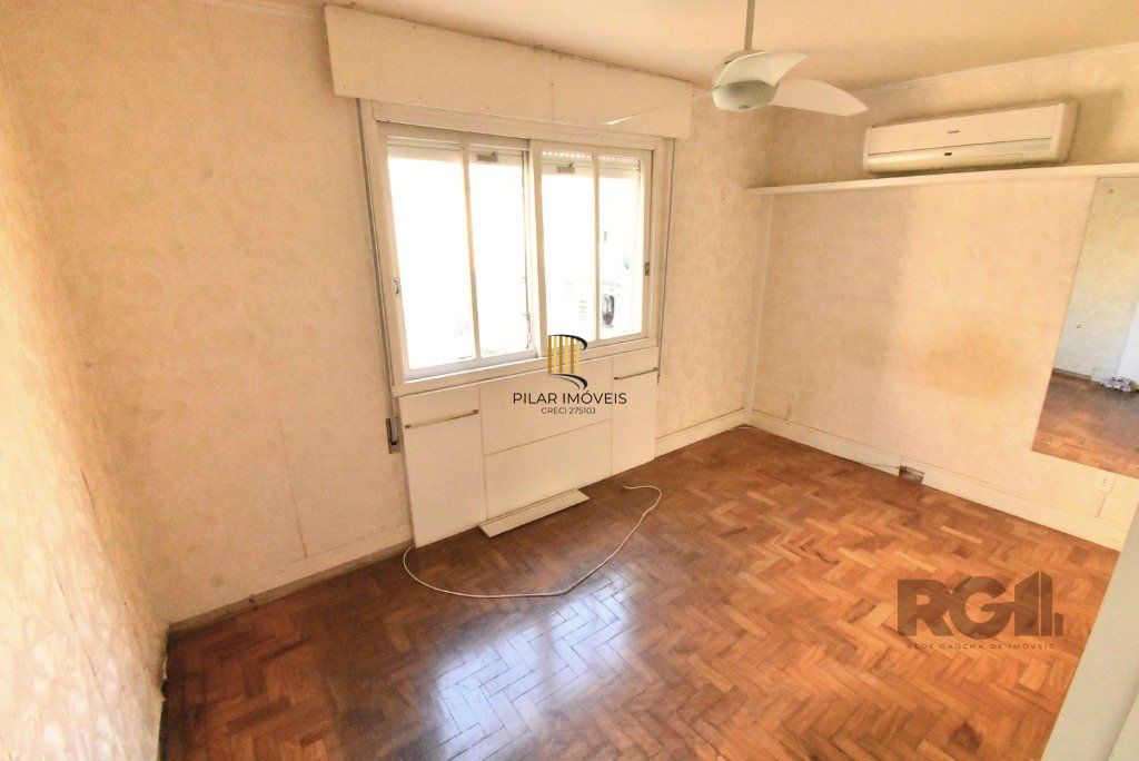Imóvel 2 dormitórios no Menino Deus com 58,49m²  SEMI-MOBILIADO COM BOX
