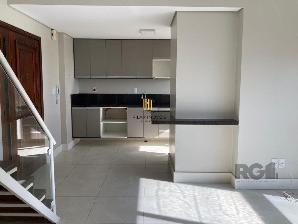 APARTAMENTO DE COBERTURA - 2 dorms. - 1 vaga - 118,02 m² - MENINO DEUS