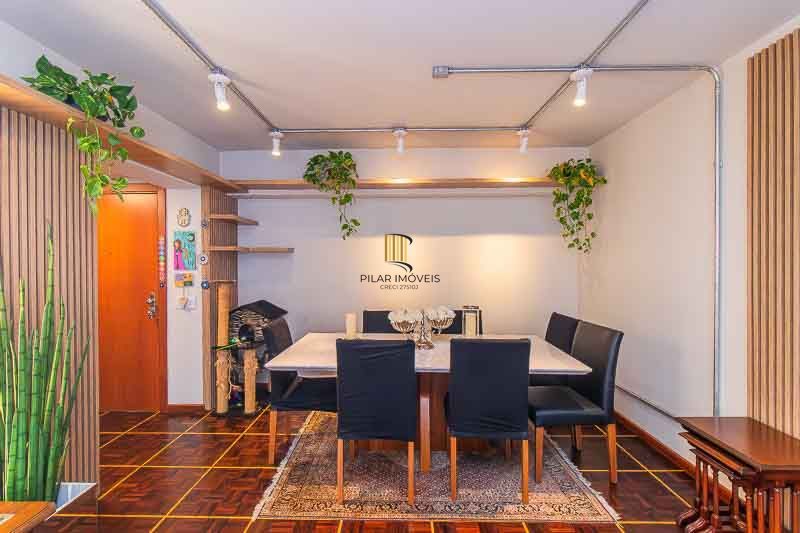 3dormitórios com dependência, reformado.