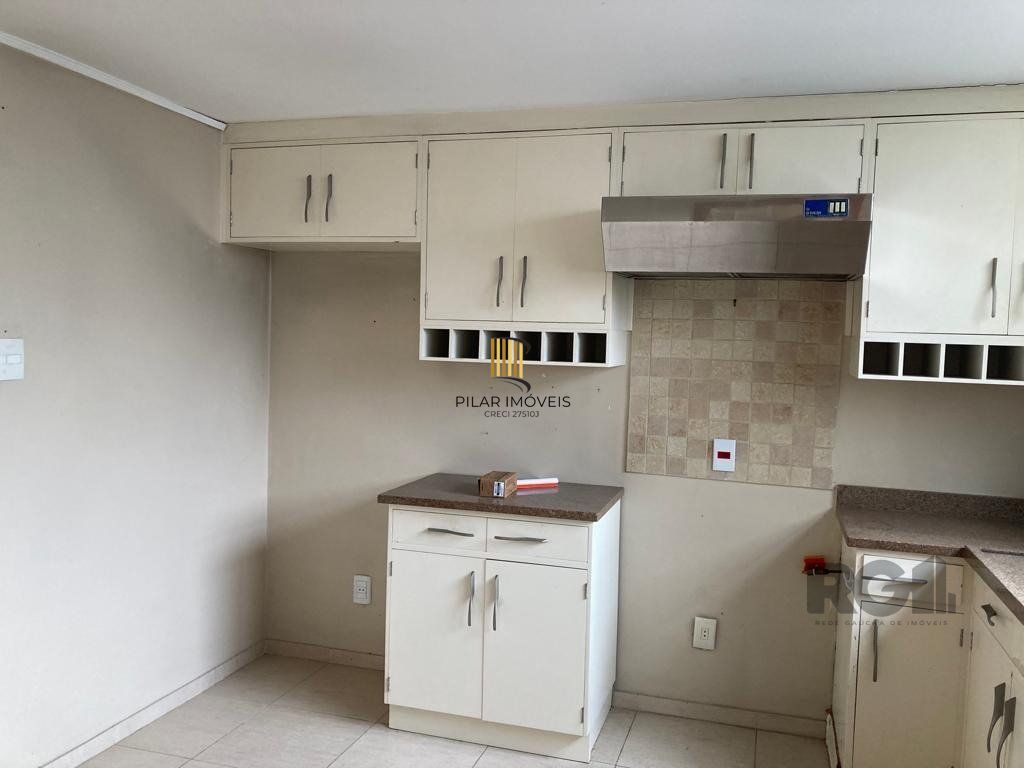 Apartamento - 3 dormitórios - 144,71 m² - Menino Deus