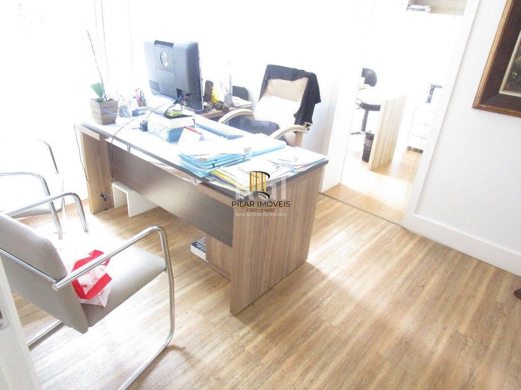 Casa para Venda - 227m², 4 dormitórios, 1 vaga - Menino Deus