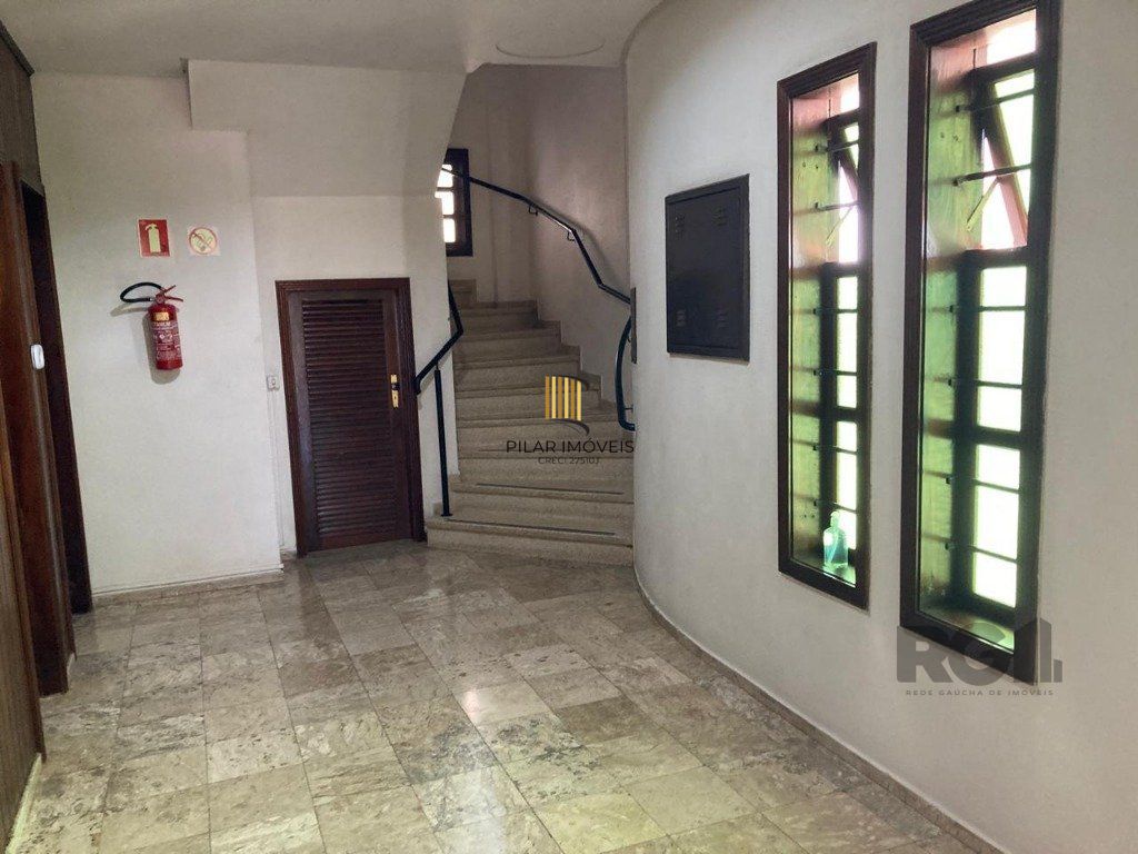 APARTAMENTO DE COBERTURA - 2 dorms. - 1 vaga - 118,02 m² - MENINO DEUS