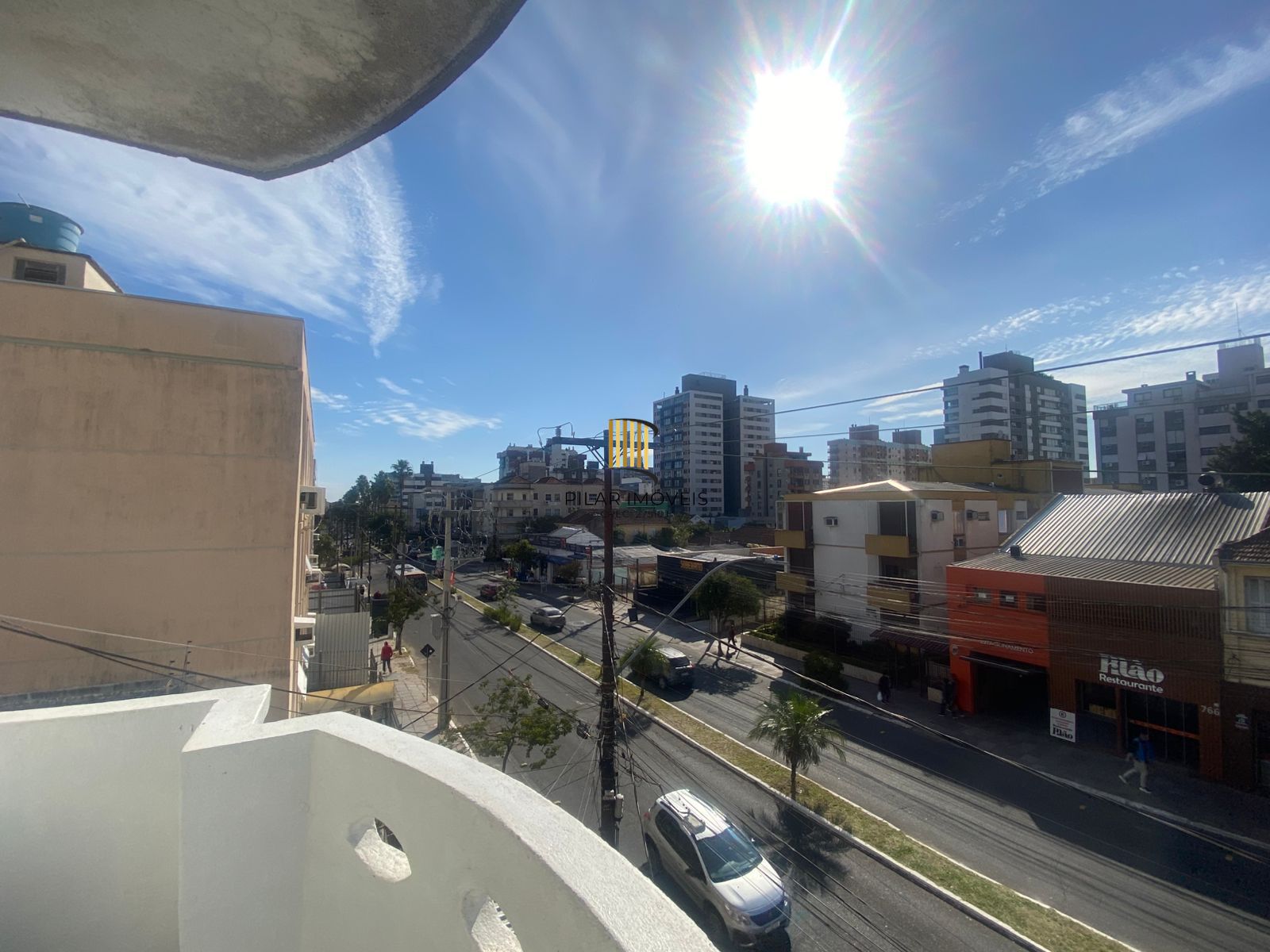 Apartamento 3 dormitórios 2 banheiros e sacada Menino Deus