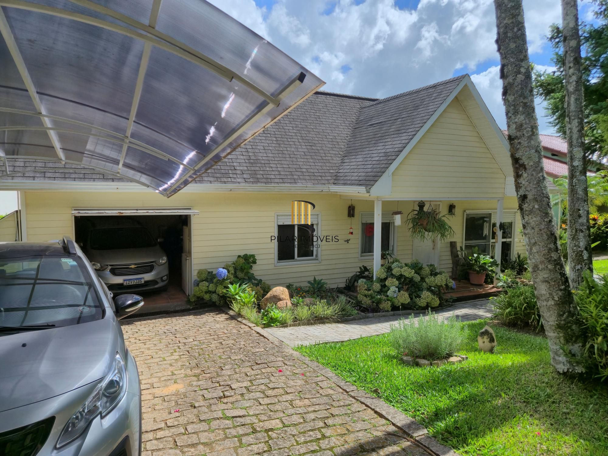 Casa no Condominio Condado de Castella