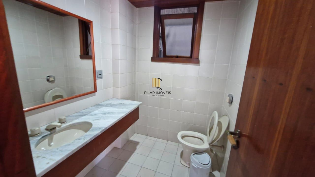 Apartamento na Av. Getulio Vargas com 3 dormitórios sendo uma suíte, 1 garagem