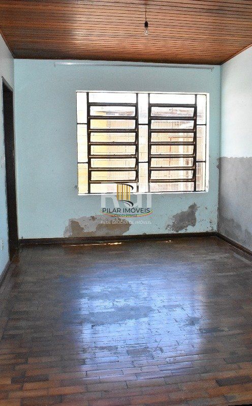 Loja para Venda - 230.6m², 0 dormitórios, 1 vaga - Camaquã
