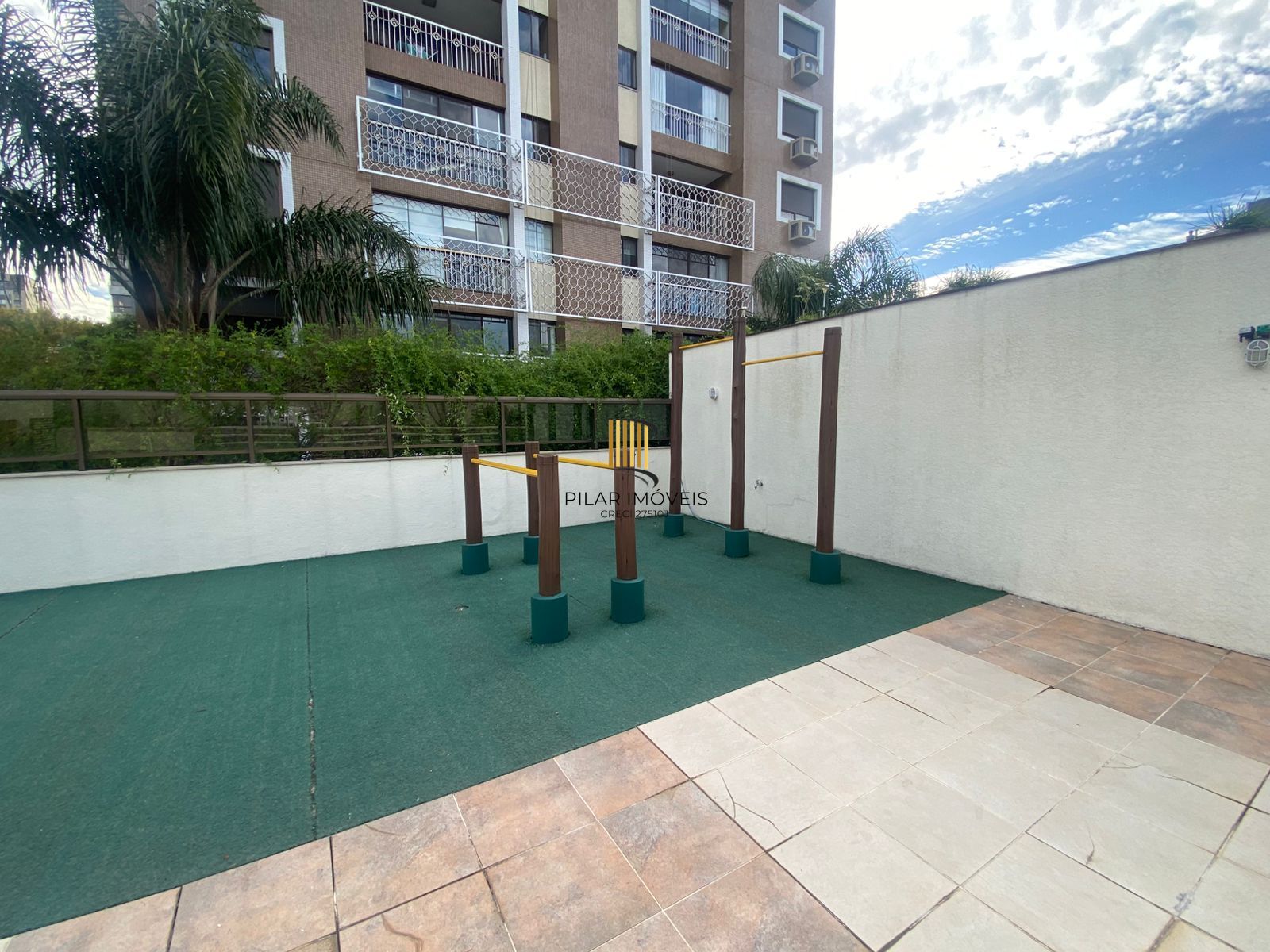 Apartamento 105 m2 3 dormitorios sendo 1 suite vaga dupla menino deus