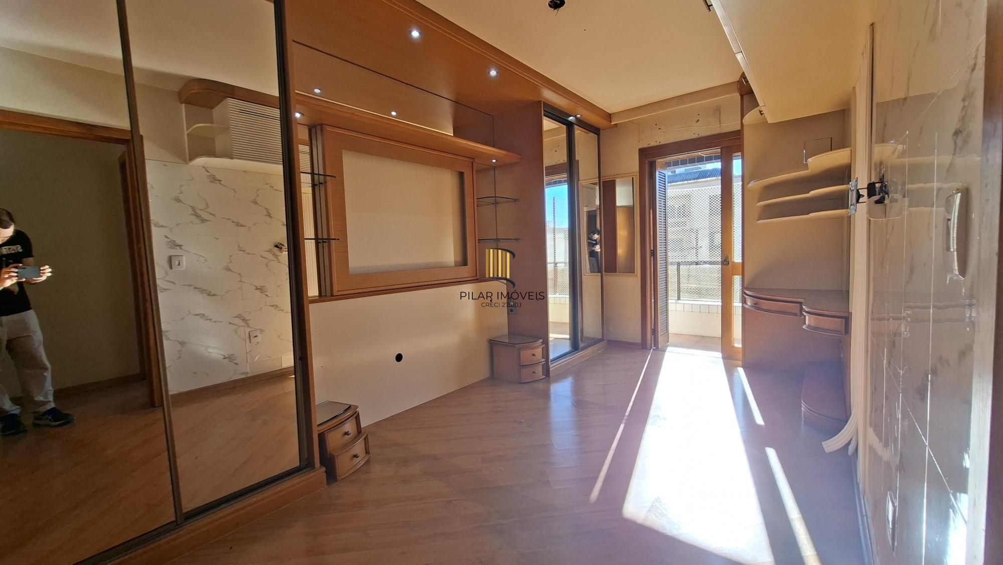 Apartamento 108,72 m² privativos,2 dormitórios, 1 suite, sacada,  garden e churrasqueira, 1 vaga coberta.