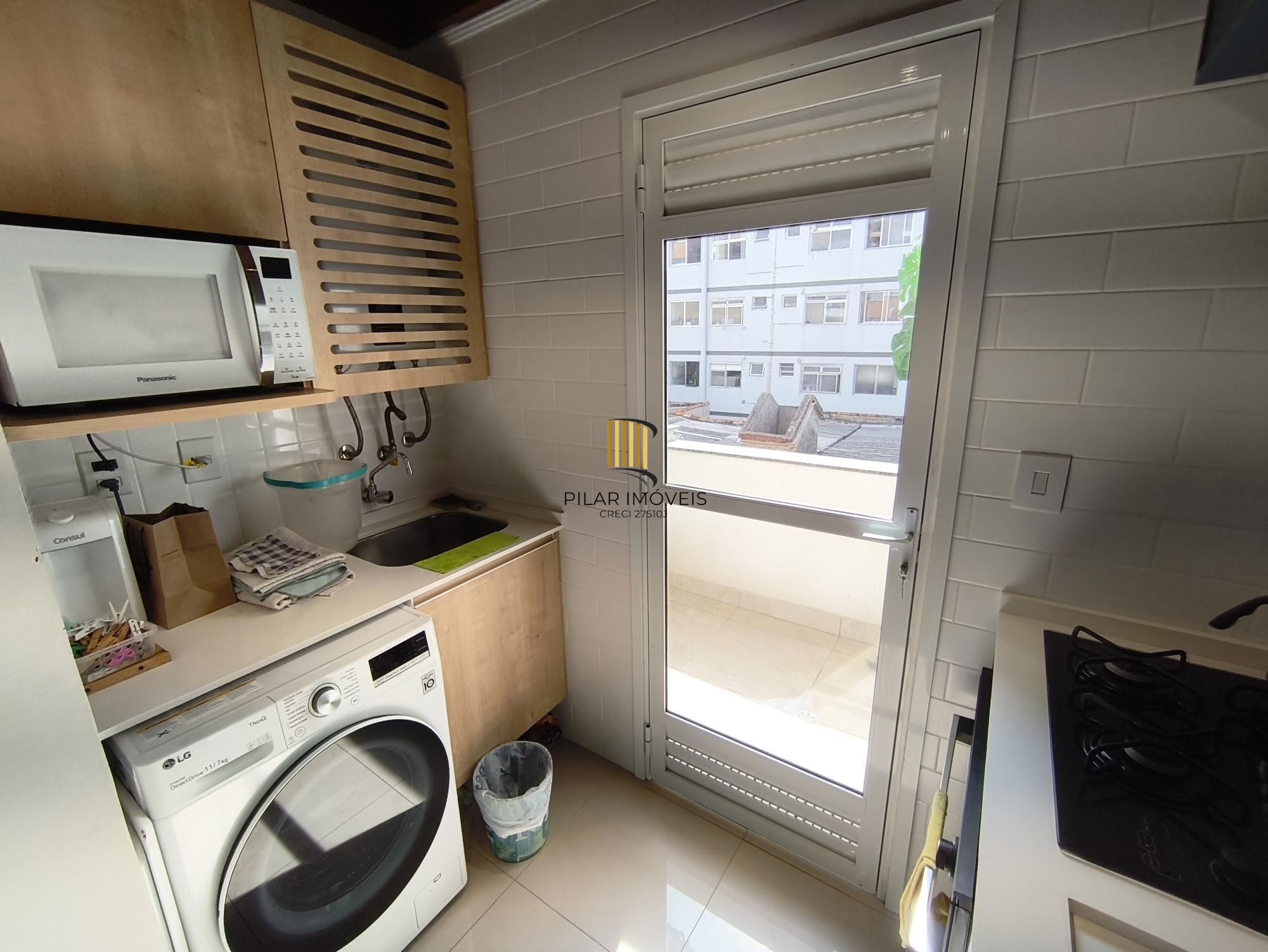 APARTAMENTO 2 DORMITÓRIOS COM 1 VAGA NO MENINO DEUS