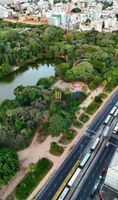 Apartamento 2 dormitórios, 1 suite, 1 vaga.