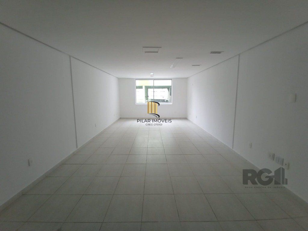 Excelente Sala Comercial Em Frente ao Hospital Mãe de Deus
