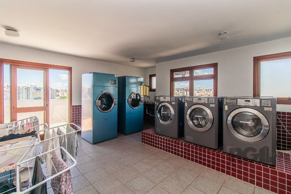 APARTAMENTO  2 DORMITÓRIOS 61M2 C VAGA -MENINODEUS