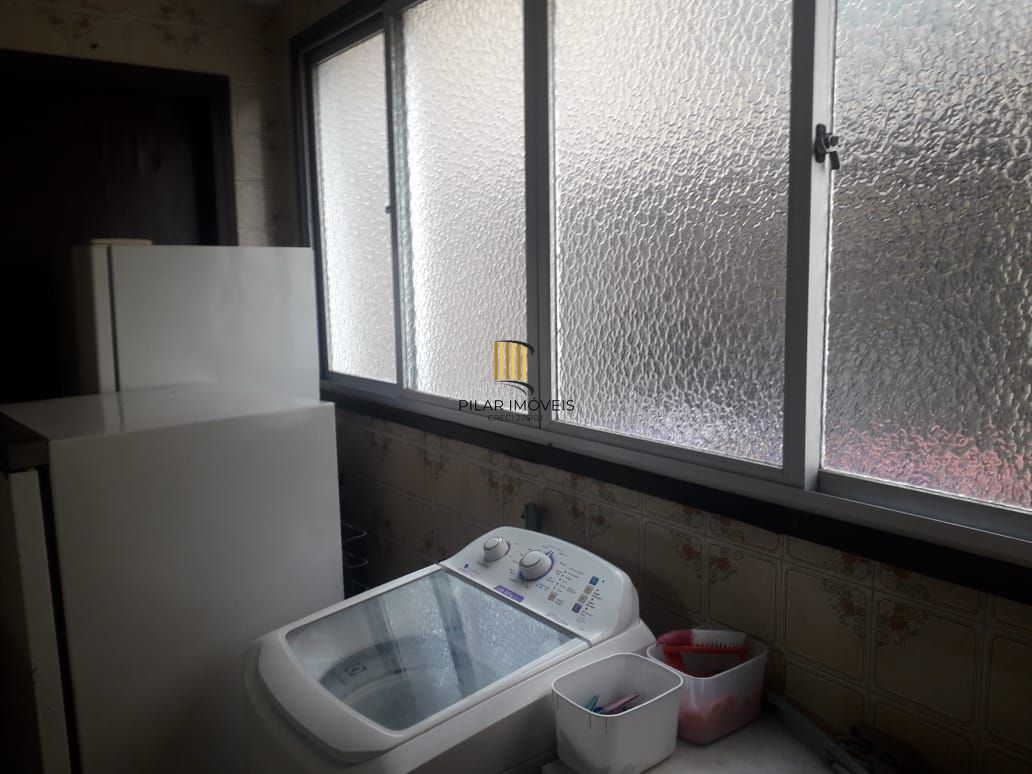 Apartamento no Jardim Botânico com 2 dormitórios e 1 garagem
