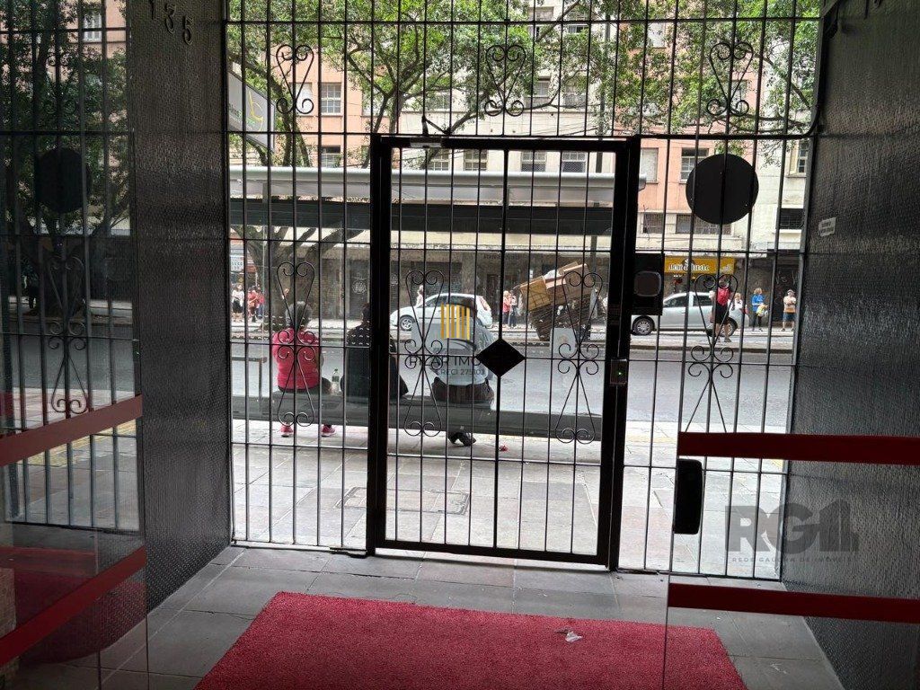 Apartamento 2 dormitórios no bairro Centro Histórico