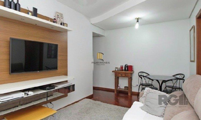 APARTAMENTO - 2 DORM . 1 VAGA - 58,00 m² - MENINO DEUS